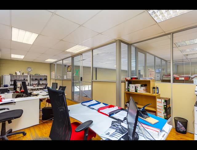 398M² BUILDING FOR SALE IN MARCONI BEAM INDUSTRIA